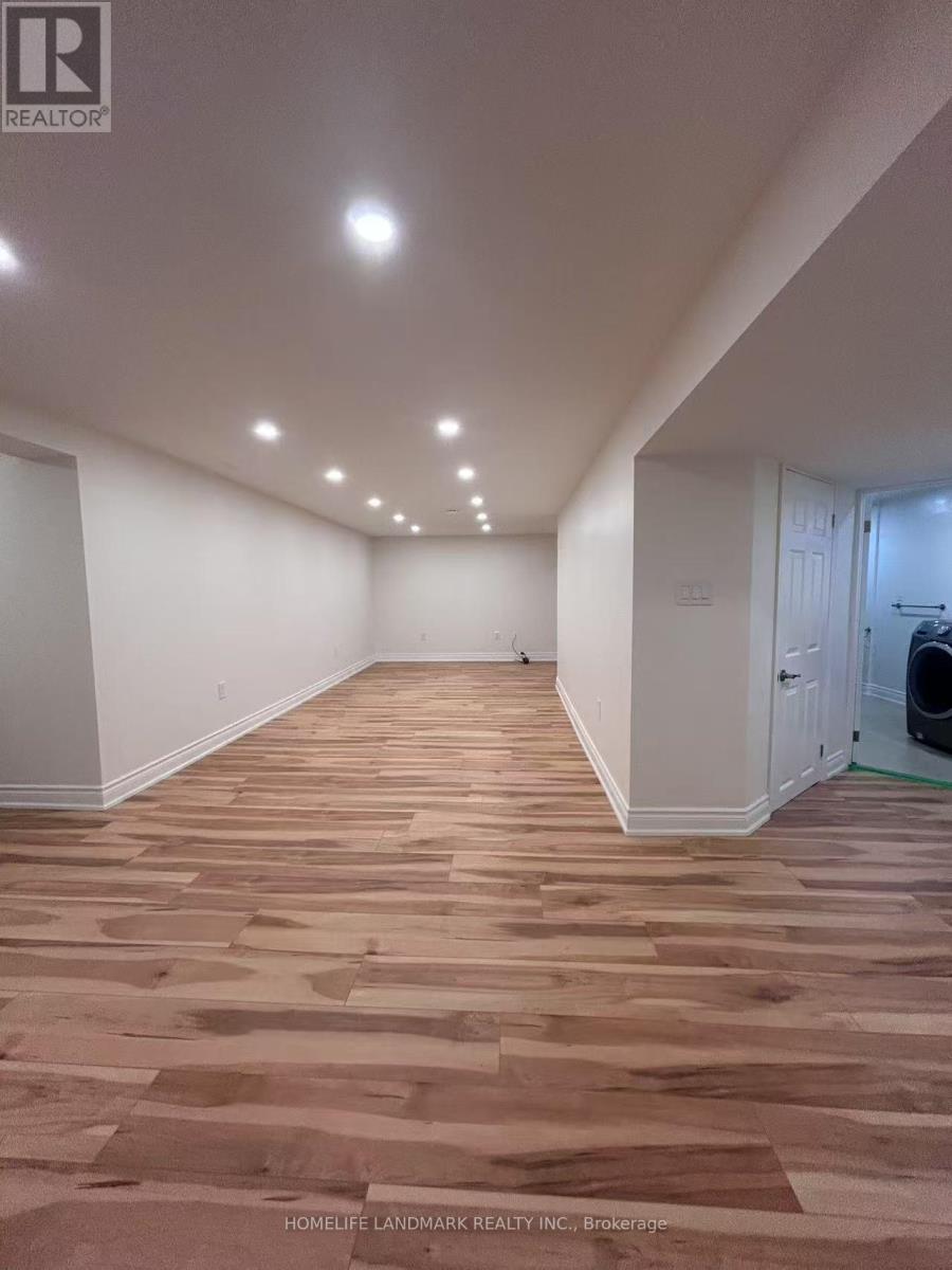 BASEMENT - 490 PINELAND AVENUE, Oakville, Ontario