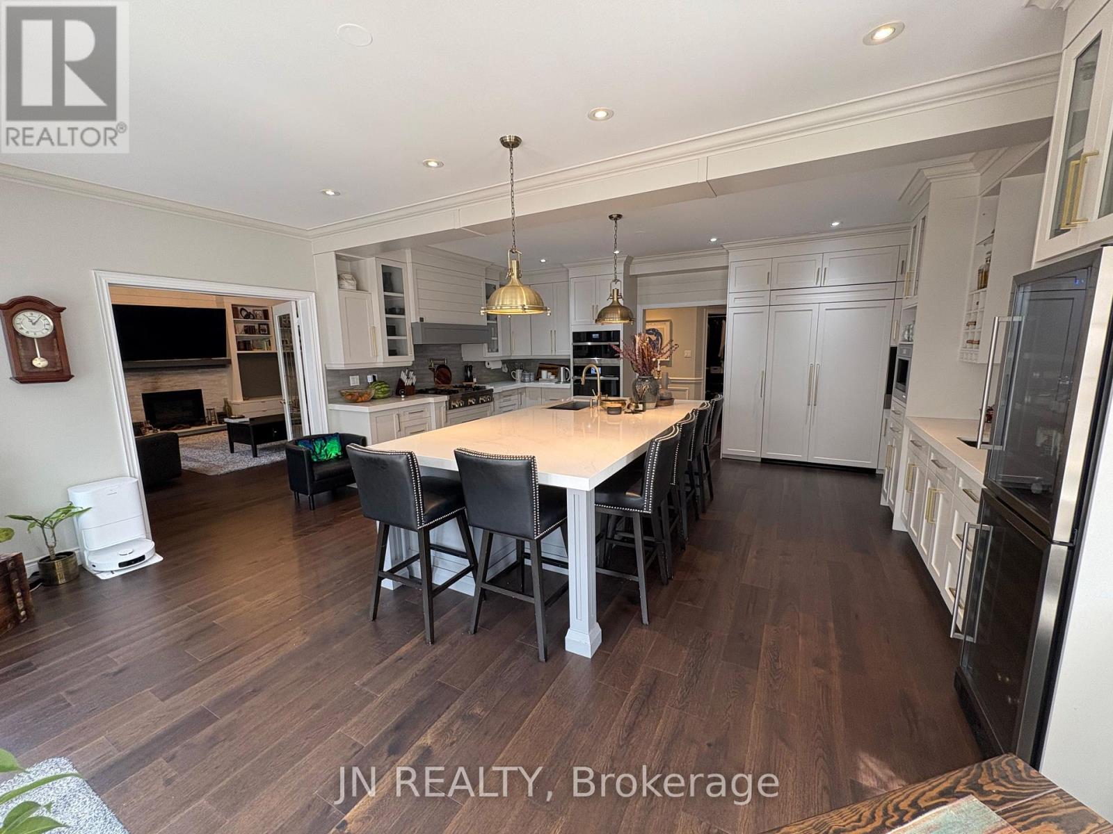 77 Colonel Bertram Road, Brampton, Ontario  L6Z 4T6 - Photo 17 - W12349025