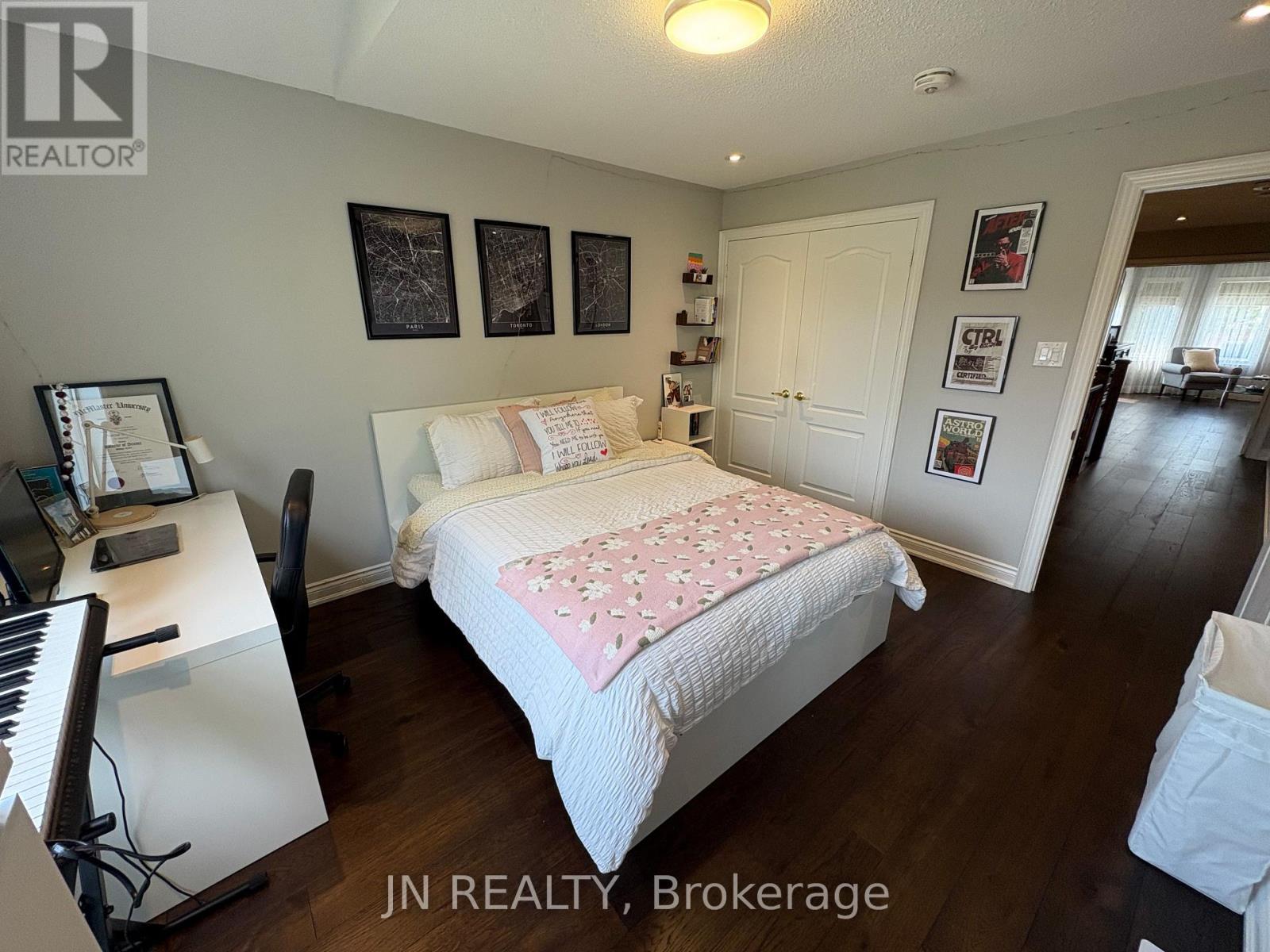 77 Colonel Bertram Road, Brampton, Ontario  L6Z 4T6 - Photo 26 - W12349025