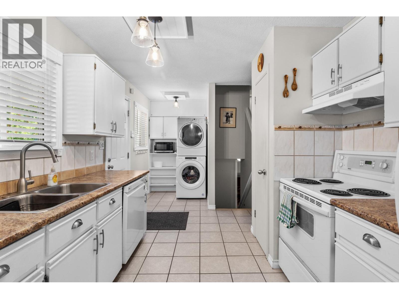 1365 Pasadena Road Kelowna Photo 13