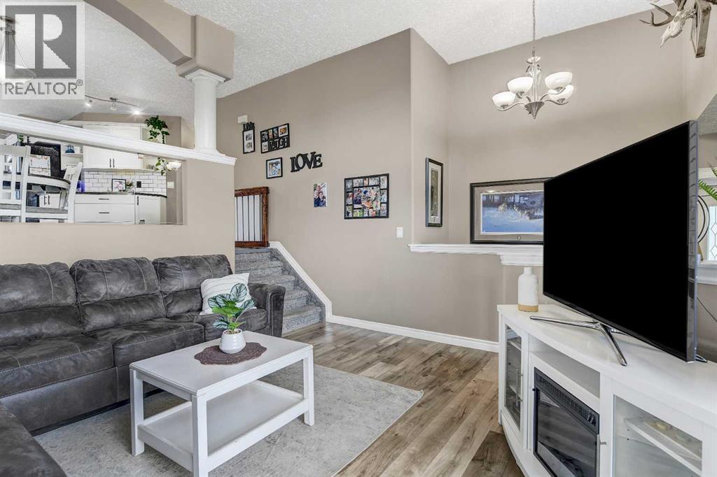 Property at 10433 122 Avenue image 4