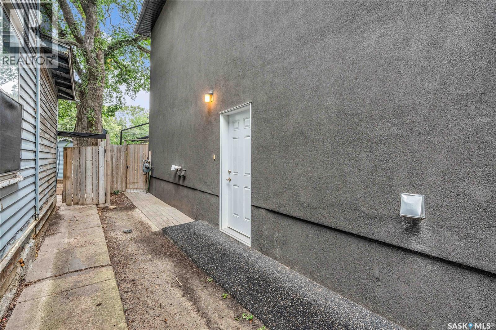 636 7th Street E, Saskatoon, Saskatchewan  S7H 0X9 - Photo 46 - SK015847