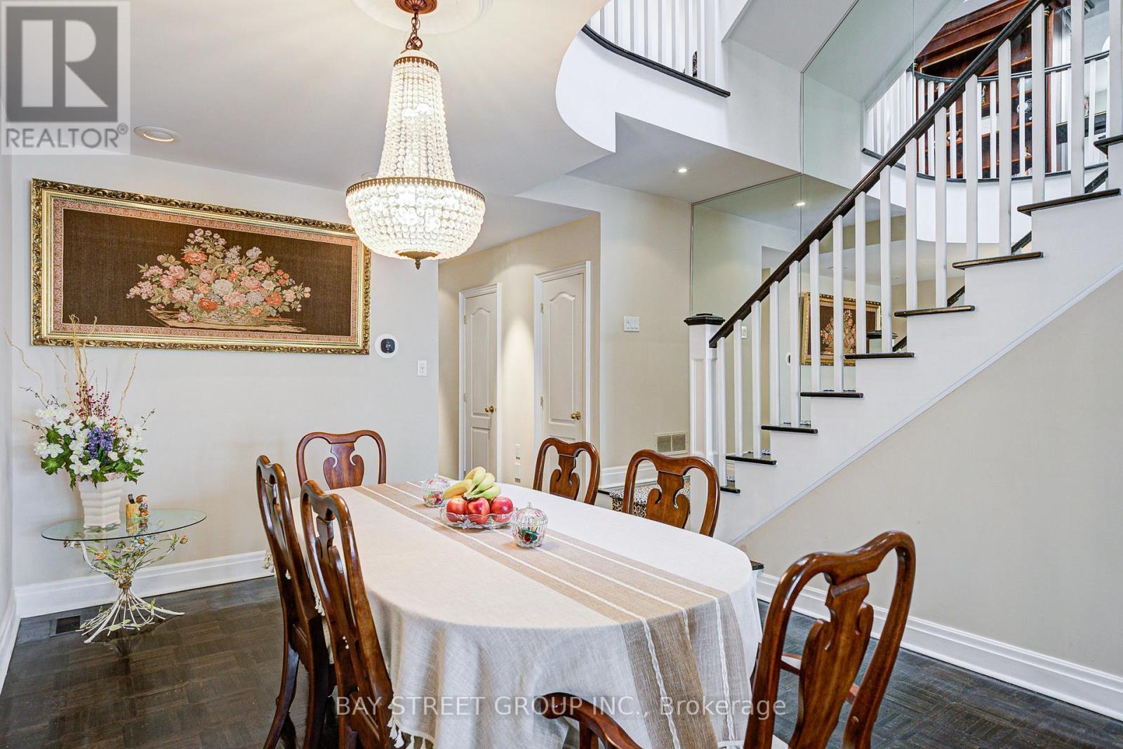 529 Davenport Road, Toronto (Casa Loma), Ontario  M5R 3R5 - Photo 7 - C12349064