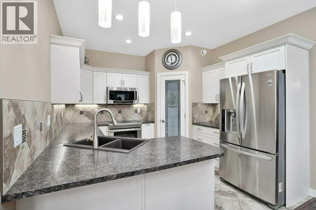 2 Garrison Place, Red Deer, Alberta  T4P 0P7 - Photo 13 - A2182515