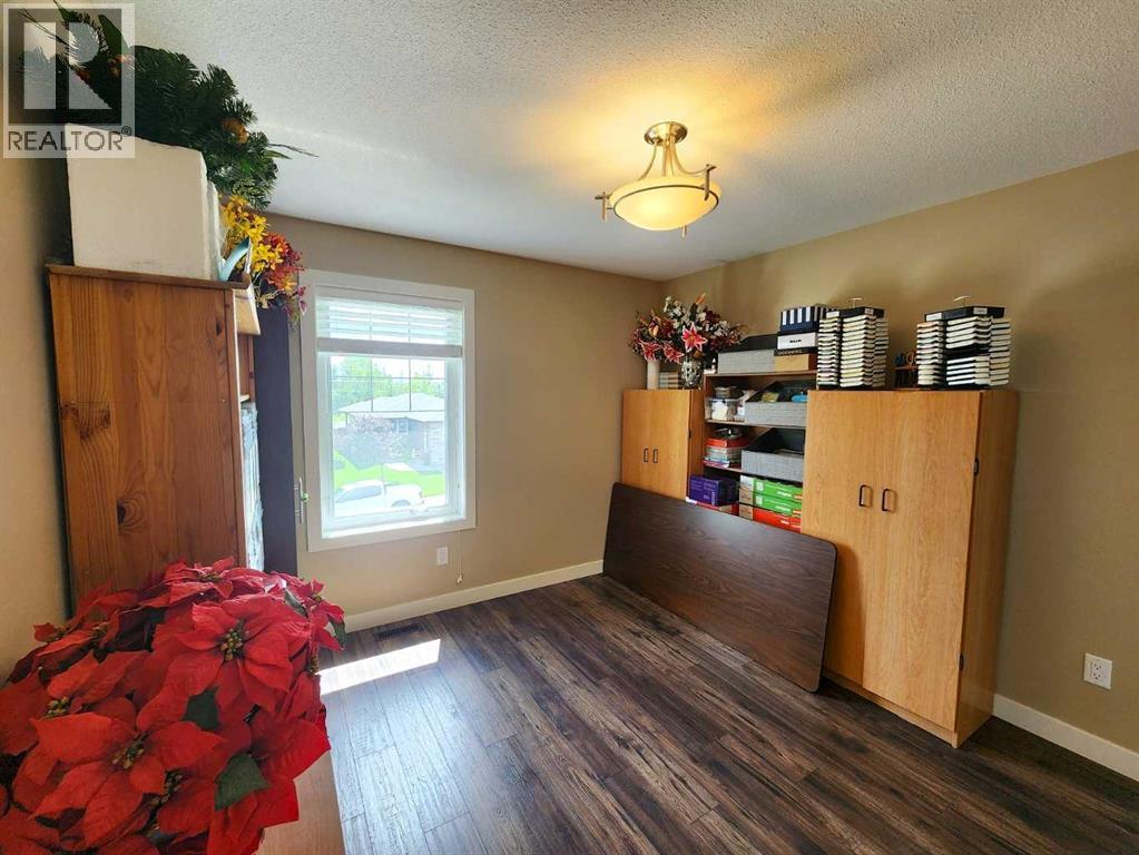 2 Garrison Place, Red Deer, Alberta  T4P 0P7 - Photo 34 - A2182515