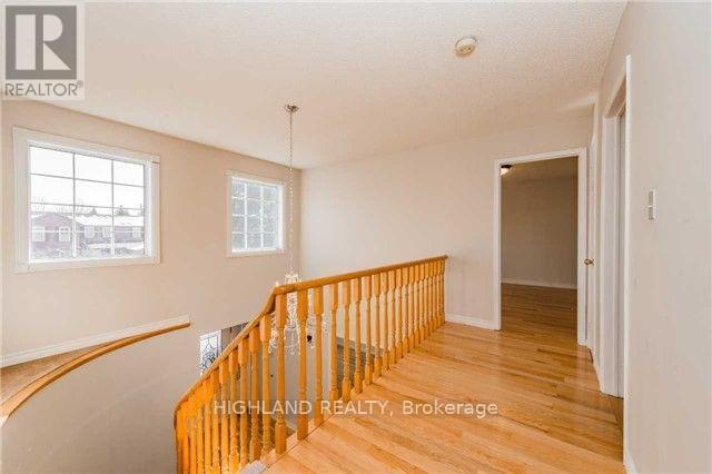 1246 Heathfield Crescent, Oakville, Ontario  L6M 1T1 - Photo 14 - W12349070