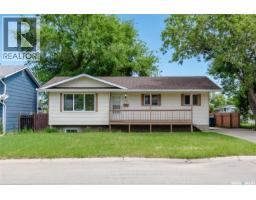 1386 Manitou Crescent Westmount/Elsom, Moose Jaw, Ca