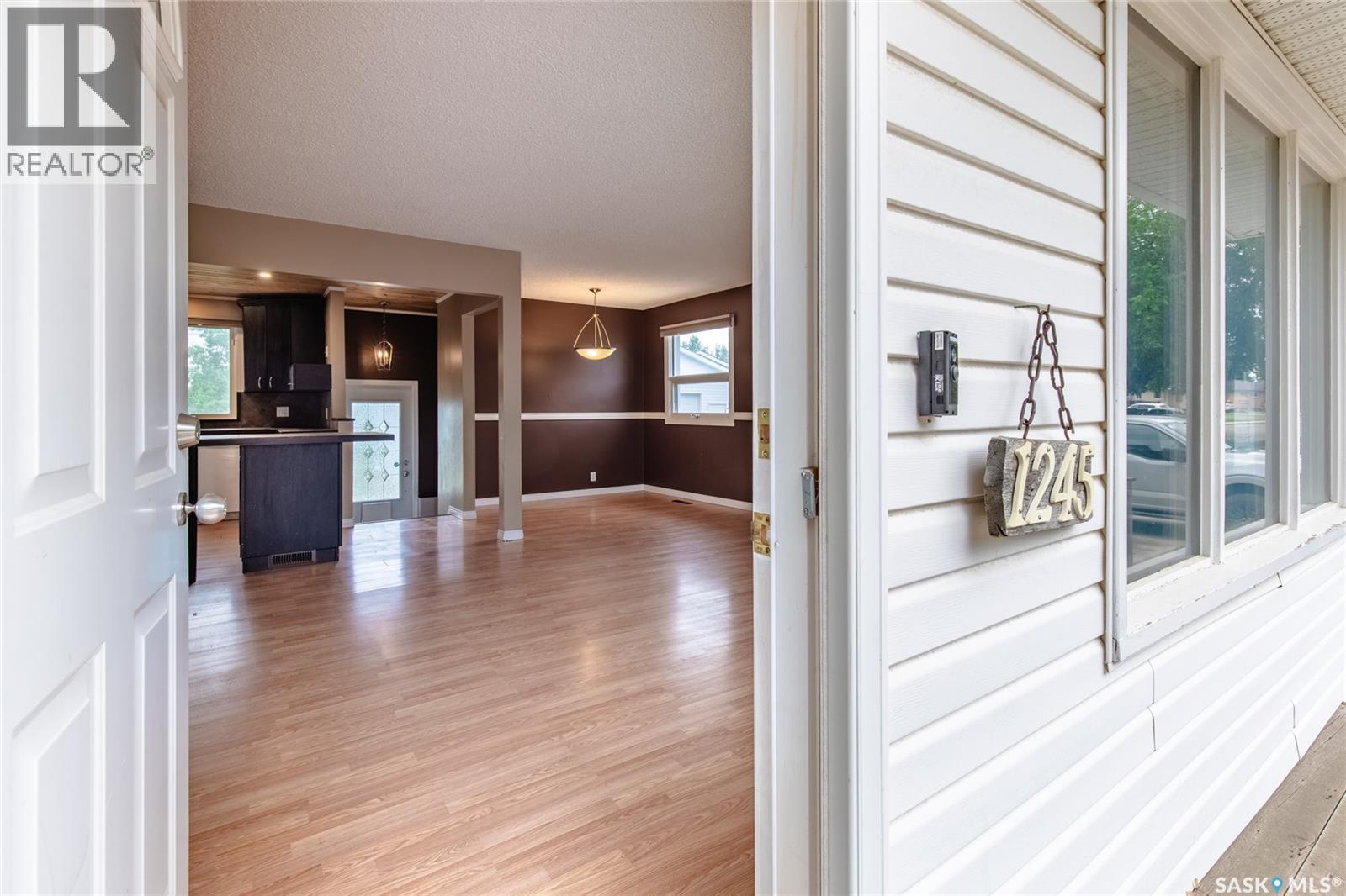 Property at 1245 GRACE STREET image 5