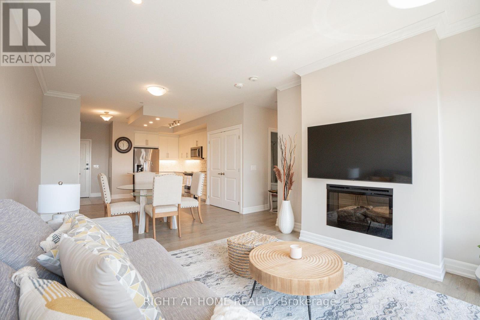 Property at 812 - 1878 GORDON STREET image 2