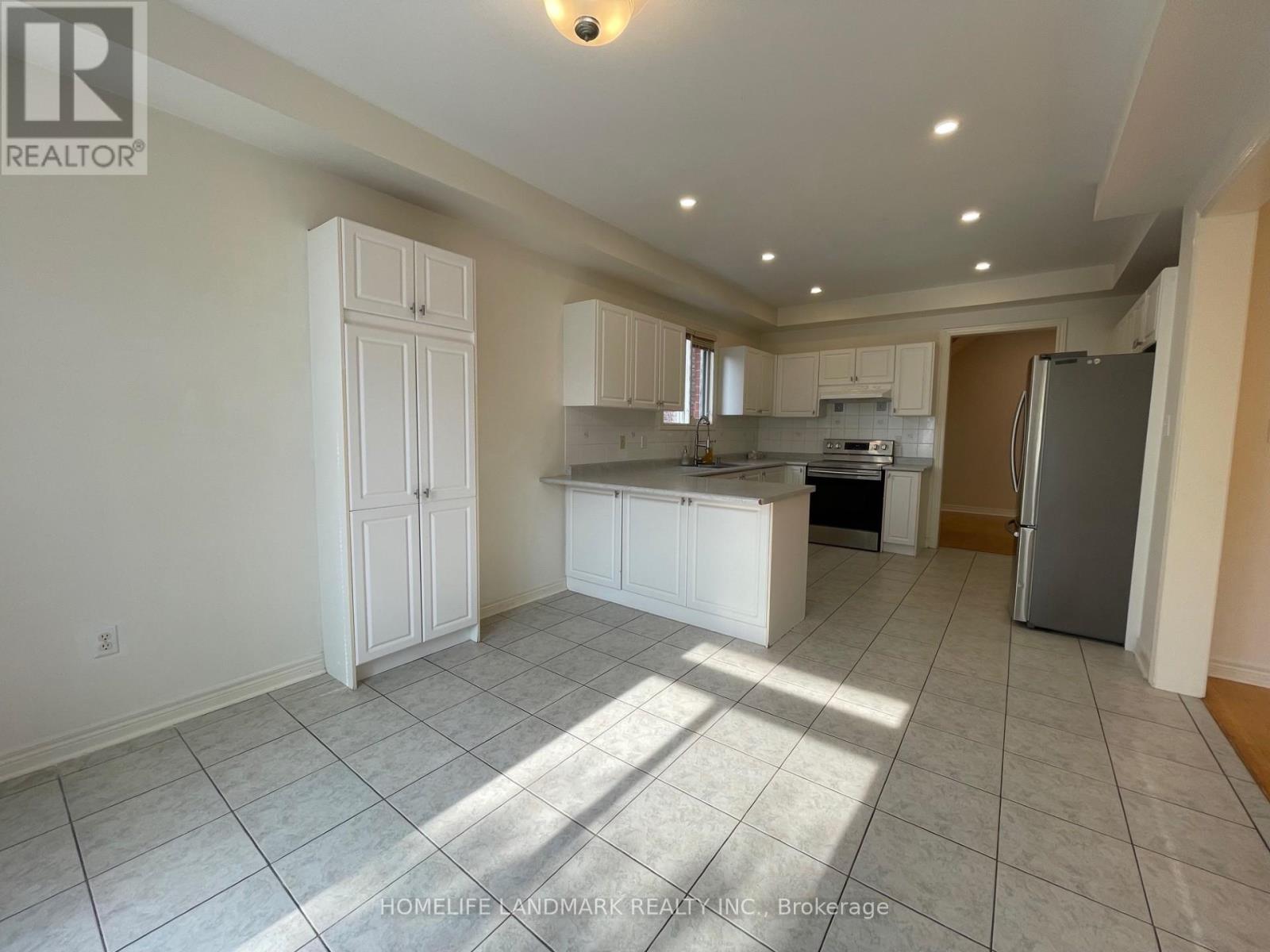 Property at 10 YUKON DRIVE image 5