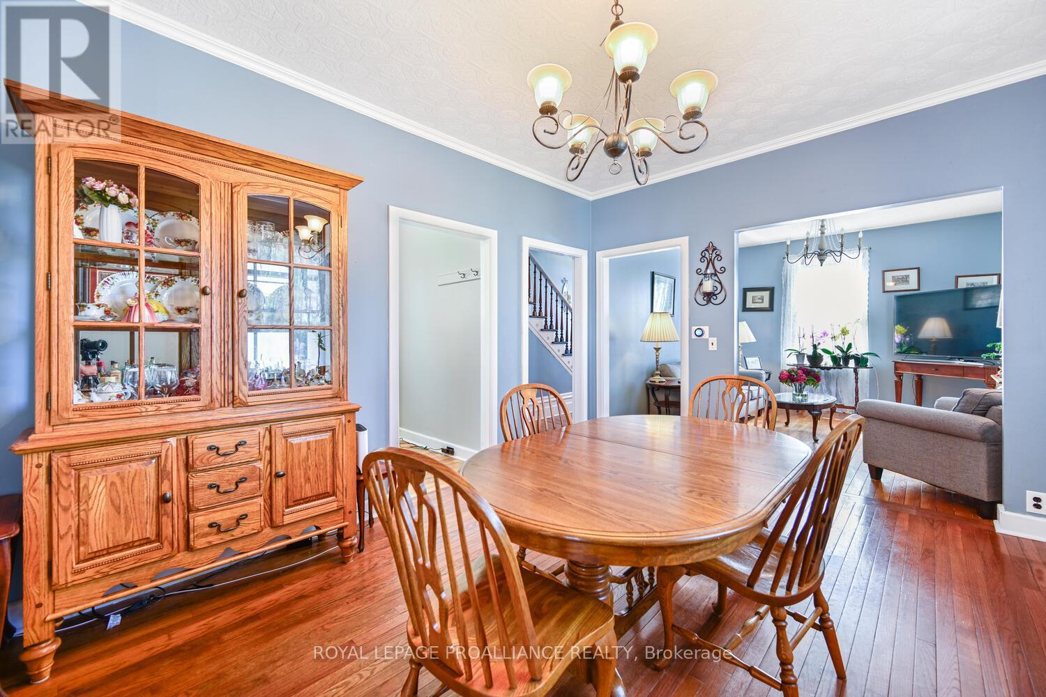 394 Park Street E, Prescott, Ontario  K0E 1T0 - Photo 9 - X12349077
