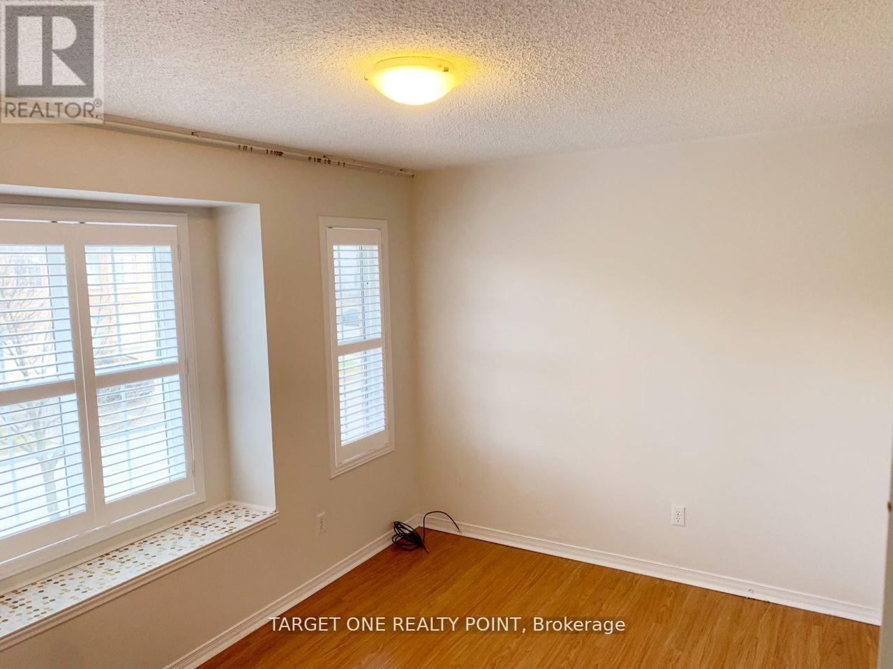 6 Moresby Street, Richmond Hill, Ontario  L4B 4K8 - Photo 9 - N12349076