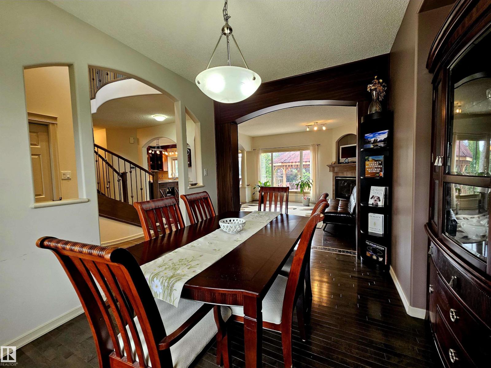 1197 Goodwin Circle Ci Nw, Edmonton, Alberta  T5T 6W4 - Photo 14 - E4453422