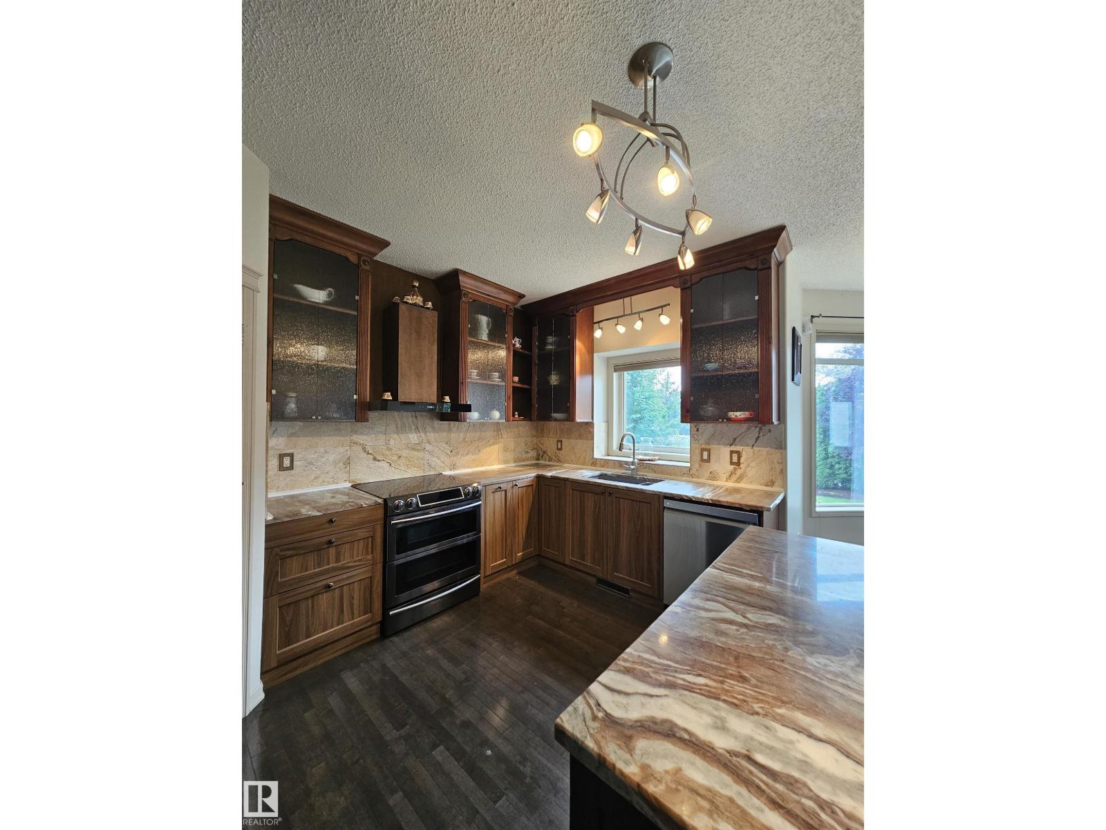1197 Goodwin Circle Ci Nw, Edmonton, Alberta  T5T 6W4 - Photo 23 - E4453422