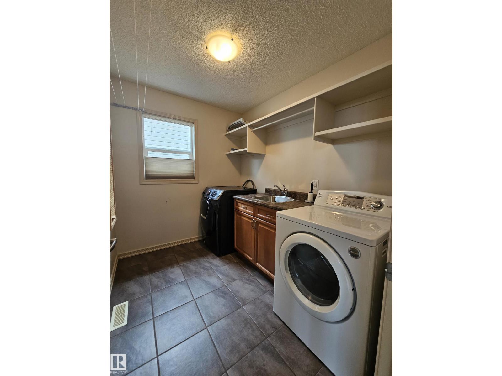 1197 Goodwin Circle Ci Nw, Edmonton, Alberta  T5T 6W4 - Photo 42 - E4453422