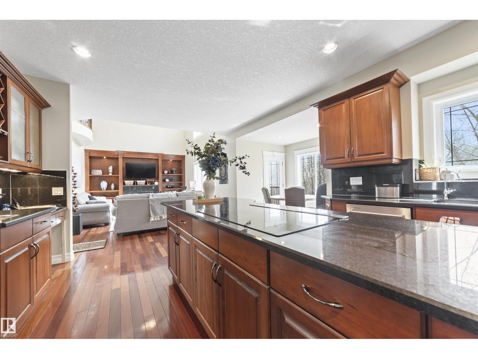 Property at 8 Loiselle Way image 5