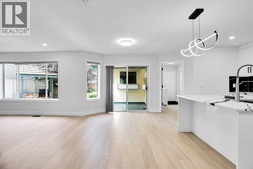 Property at 20 Chaparral Drive SE image 2