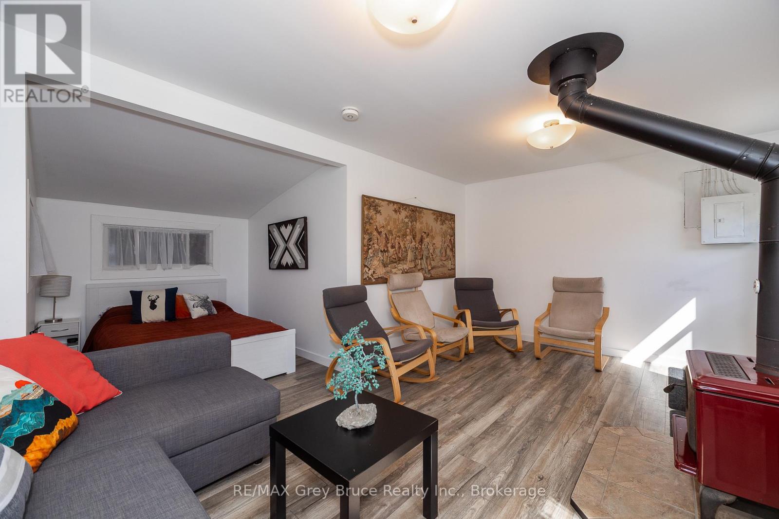 495204 Traverston Road, West Grey, Ontario  N0C 1H0 - Photo 31 - X12302567