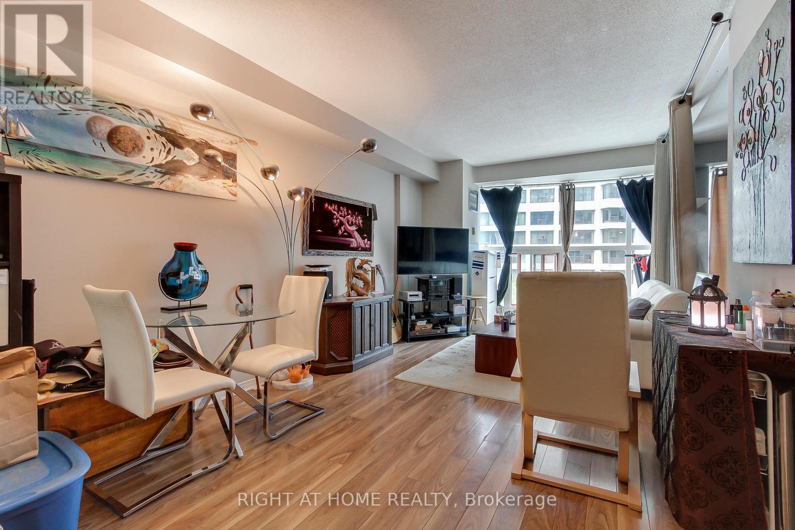 504 - 77 Harbour Square, Toronto, Ontario  M5J 2S2 - Photo 22 - C12349099