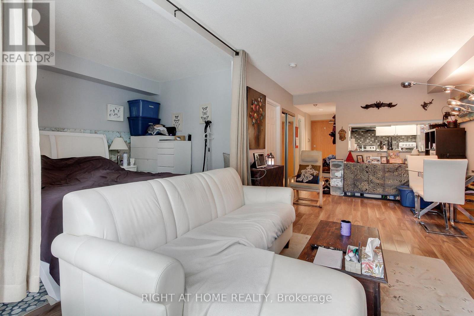 504 - 77 Harbour Square, Toronto, Ontario  M5J 2S2 - Photo 17 - C12349099