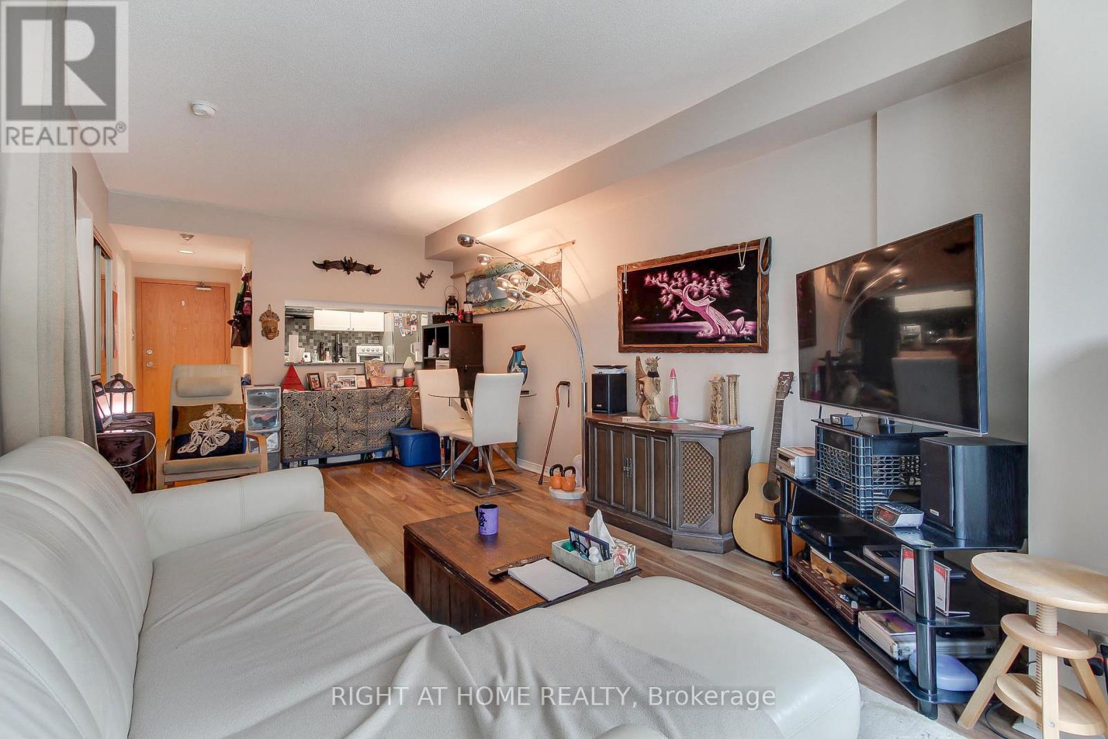 504 - 77 Harbour Square, Toronto, Ontario  M5J 2S2 - Photo 20 - C12349099