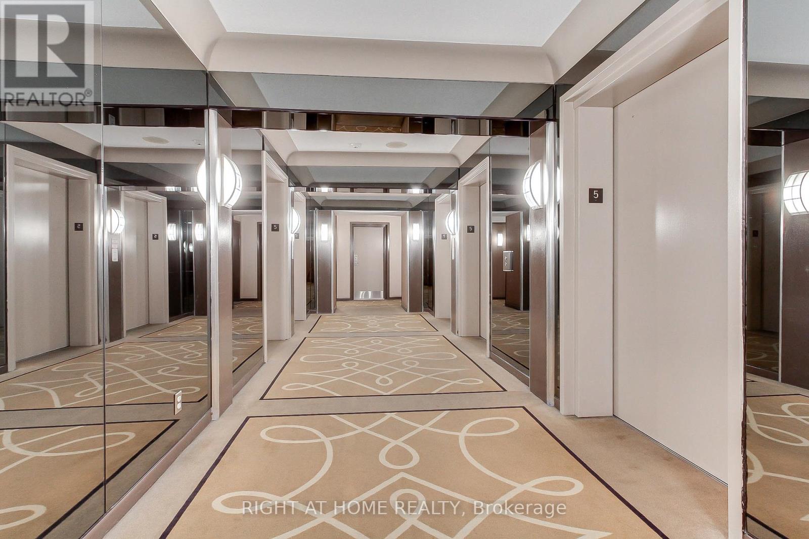 504 - 77 Harbour Square, Toronto, Ontario  M5J 2S2 - Photo 28 - C12349099