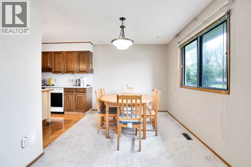 Property at 6908 Coach Hill Road SW image 4