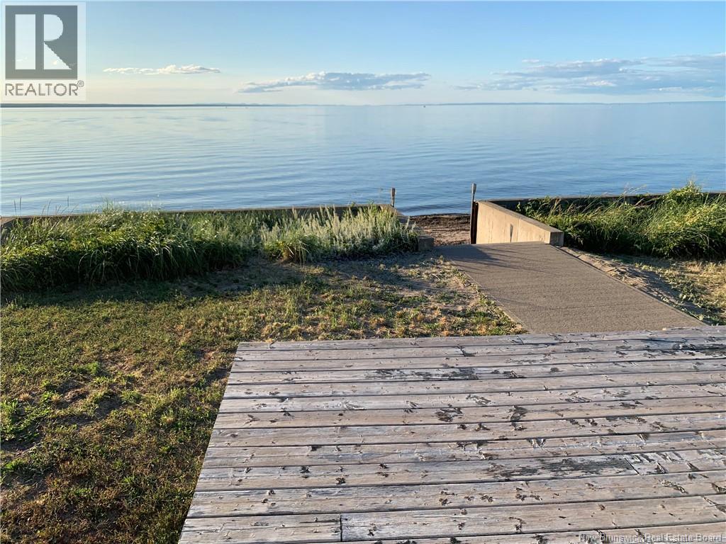 345 Bayshore Drive, Bathurst, New Brunswick  E2A 6A5 - Photo 8 - NB123589