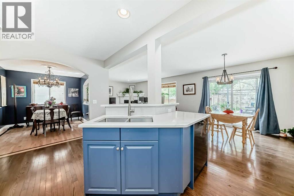 Property at 54 Cougarstone Mews SW image 5