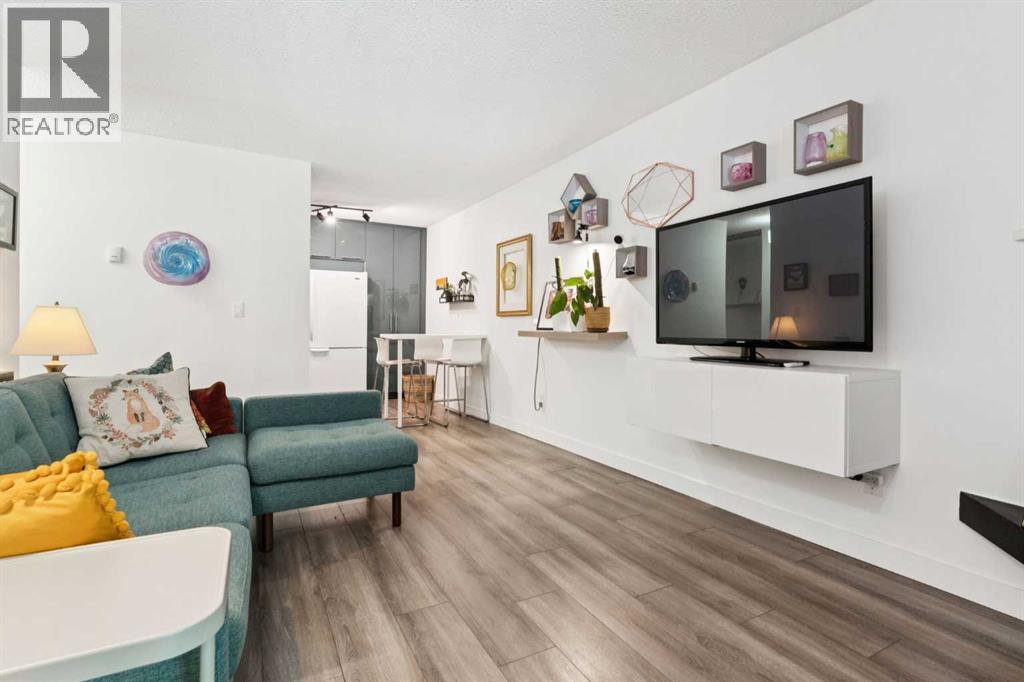 Property at 3110, 4001C 49 Street NW image 4
