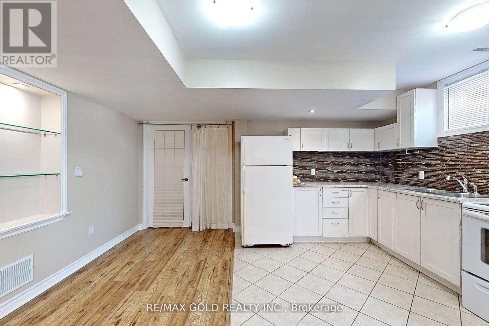 (Basement) - 301 Peregrine Way, Milton, Ontario  L9T 7N6 - Photo 6 - W12347697