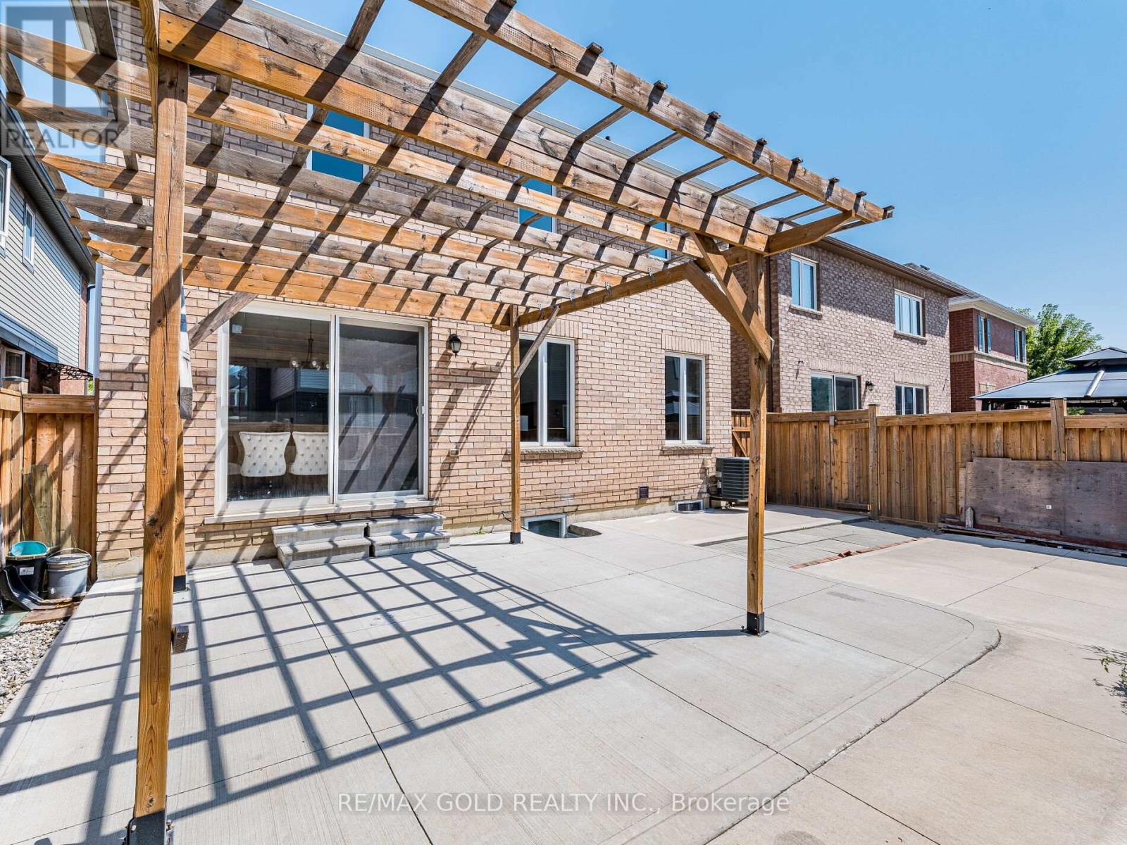 6 Feeder Street, Brampton, Ontario  L7A 4T8 - Photo 41 - W12349142