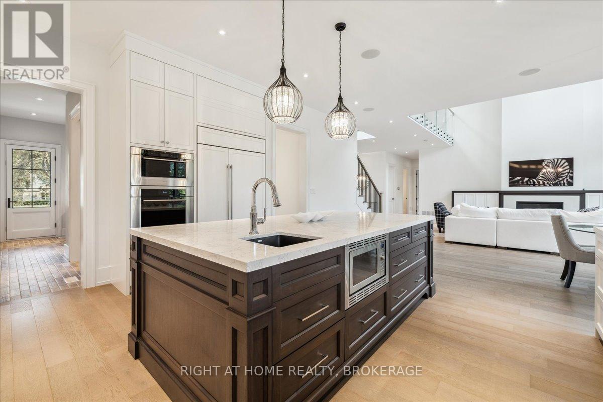 1253 Crawford Court, Oakville, Ontario  L6J 1Z2 - Photo 22 - W12154270
