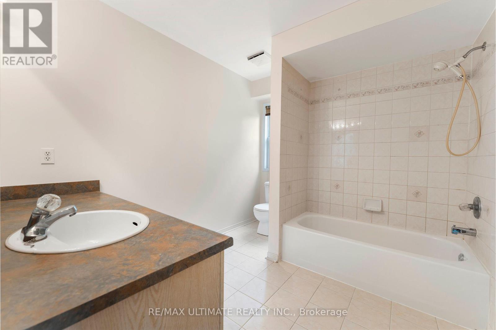 1 Black Forest Drive, Brampton, Ontario  L6R 1V4 - Photo 13 - W12349152
