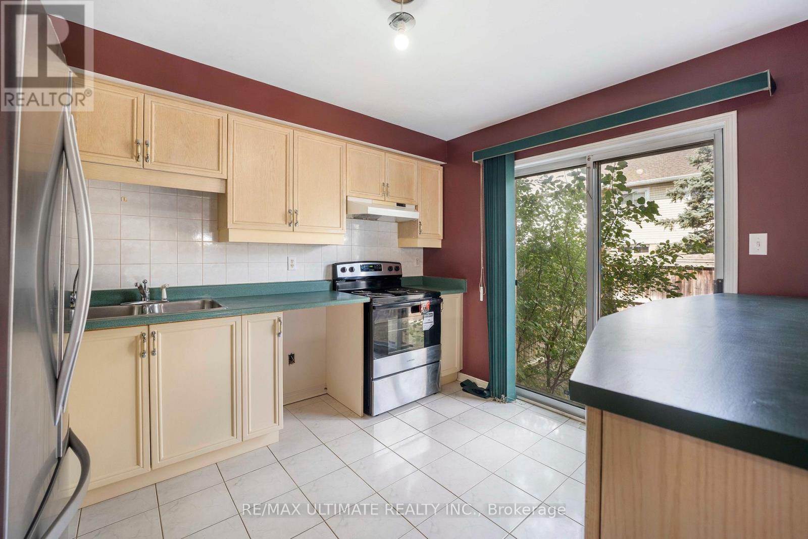 1 Black Forest Drive, Brampton, Ontario  L6R 1V4 - Photo 31 - W12349152