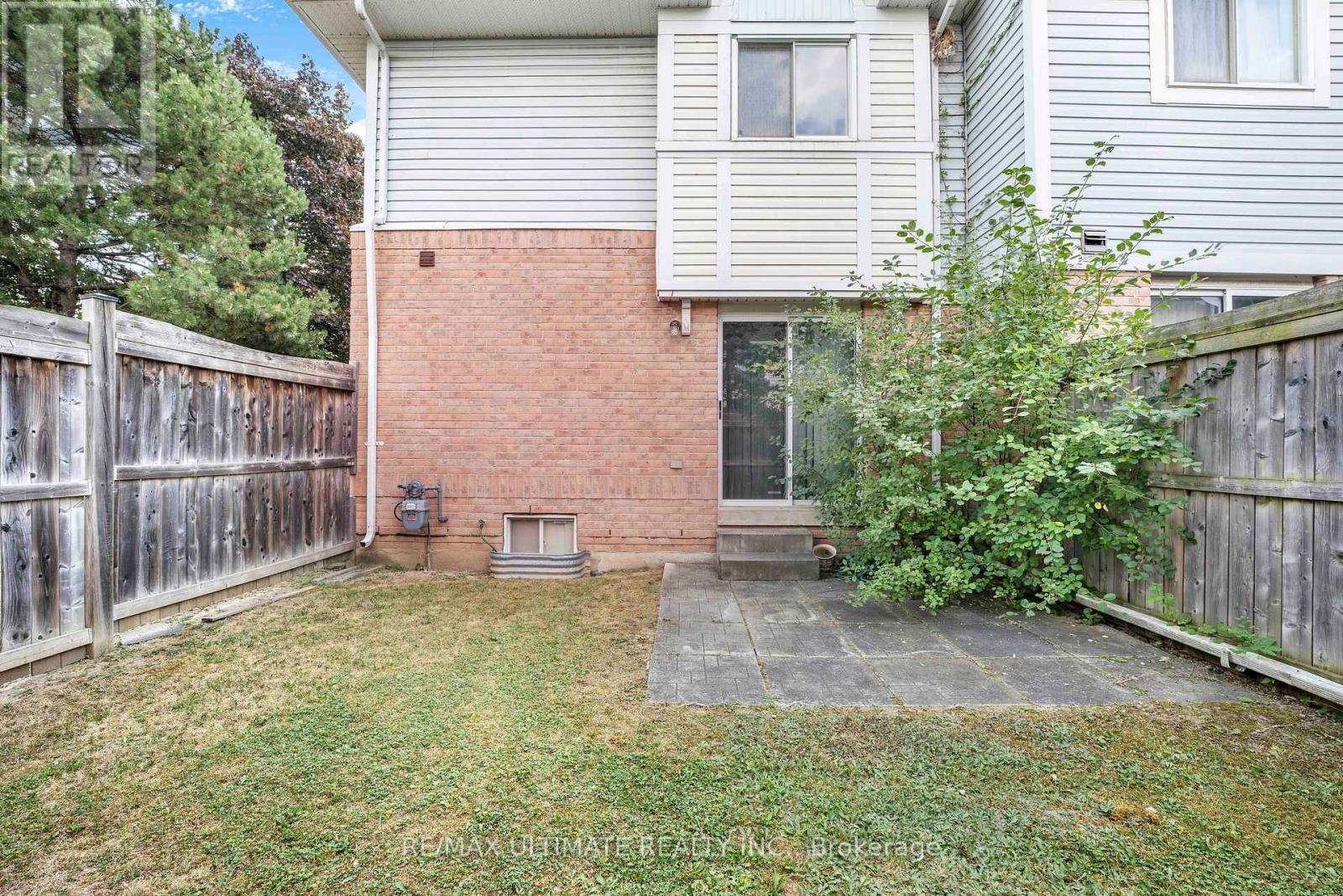 1 Black Forest Drive, Brampton, Ontario  L6R 1V4 - Photo 5 - W12349152