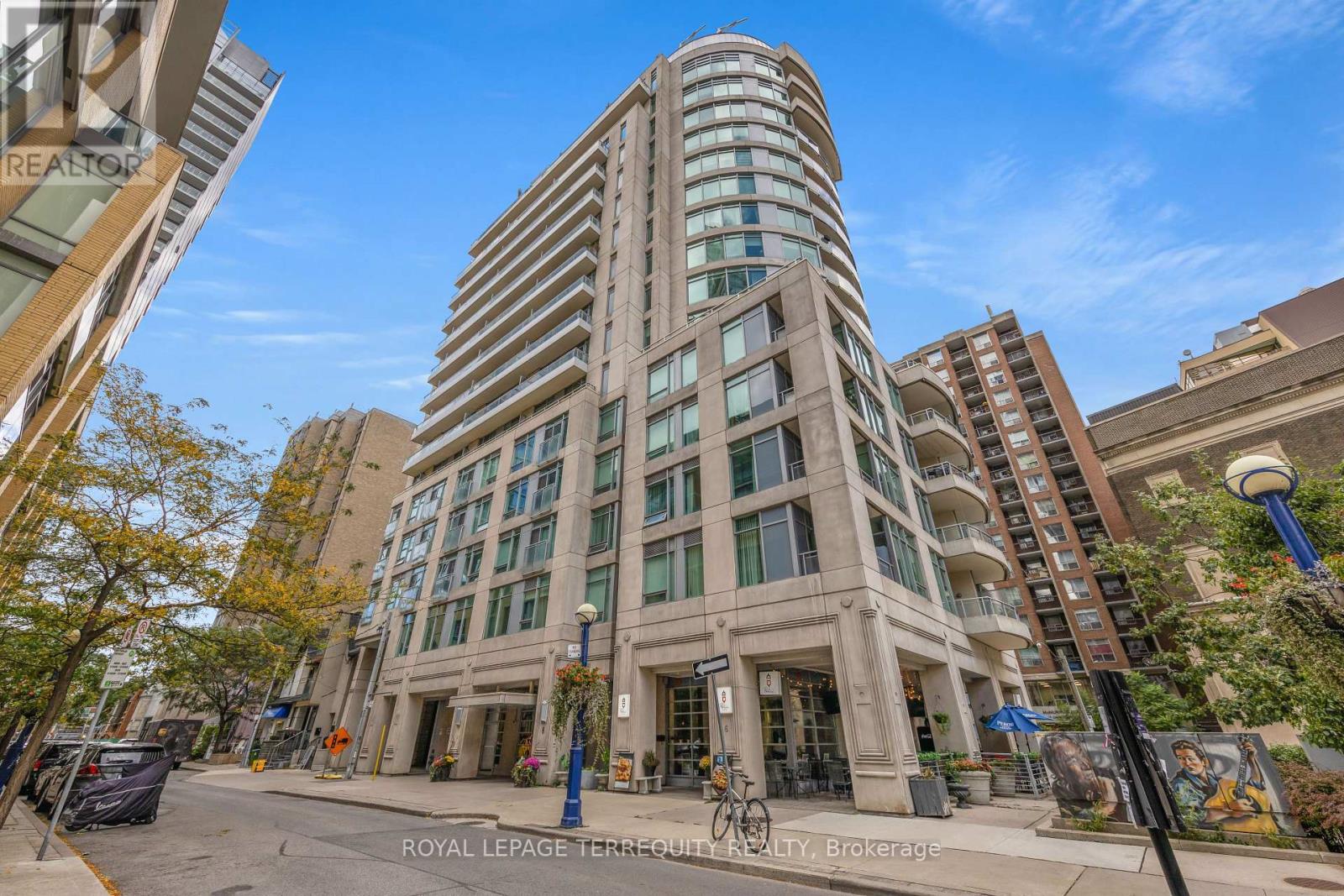 1410 - 8 Scollard Street, Toronto (Annex), Ontario  M5R 1M2 - Photo 15 - C12349163