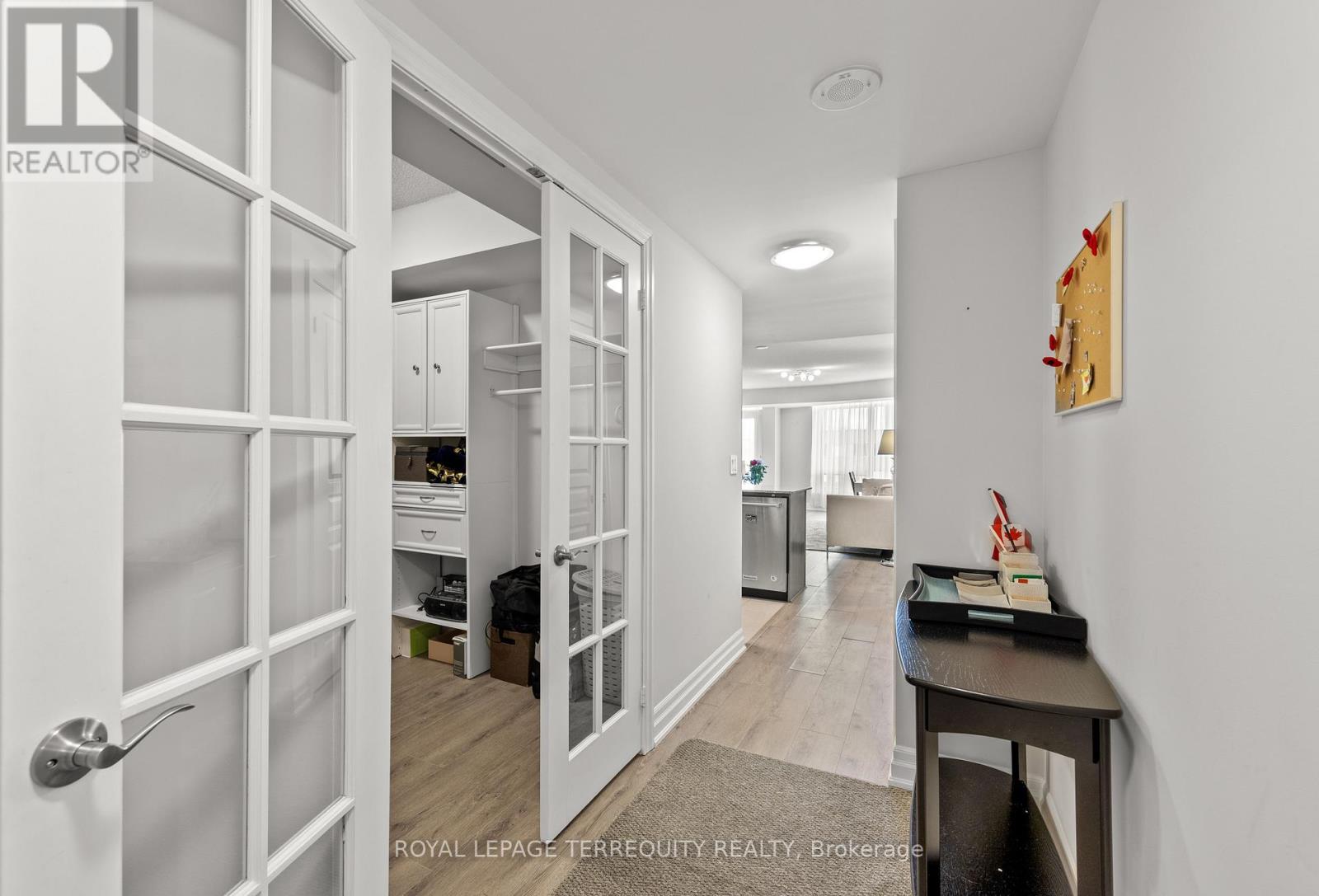 1410 - 8 Scollard Street, Toronto (Annex), Ontario  M5R 1M2 - Photo 4 - C12349163