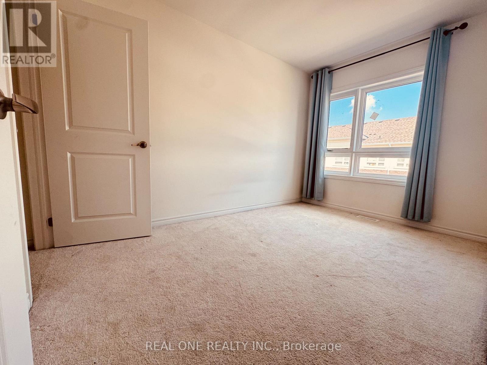 70 Chicago Lane, Markham, Ontario  L6E 0V6 - Photo 10 - N12349182