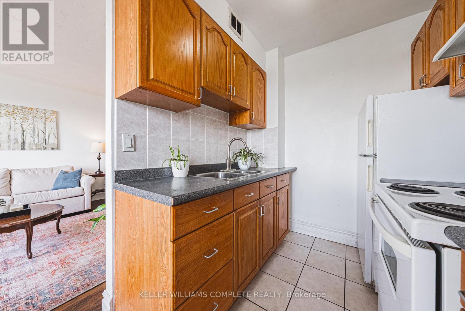 Property at 606 - 101 QUEEN STREET S image 5