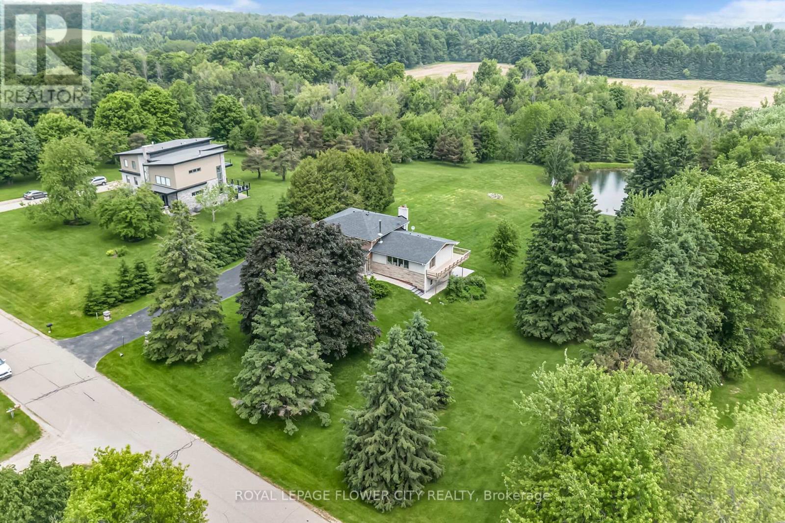 Property at 5 GLENN COURT image 3