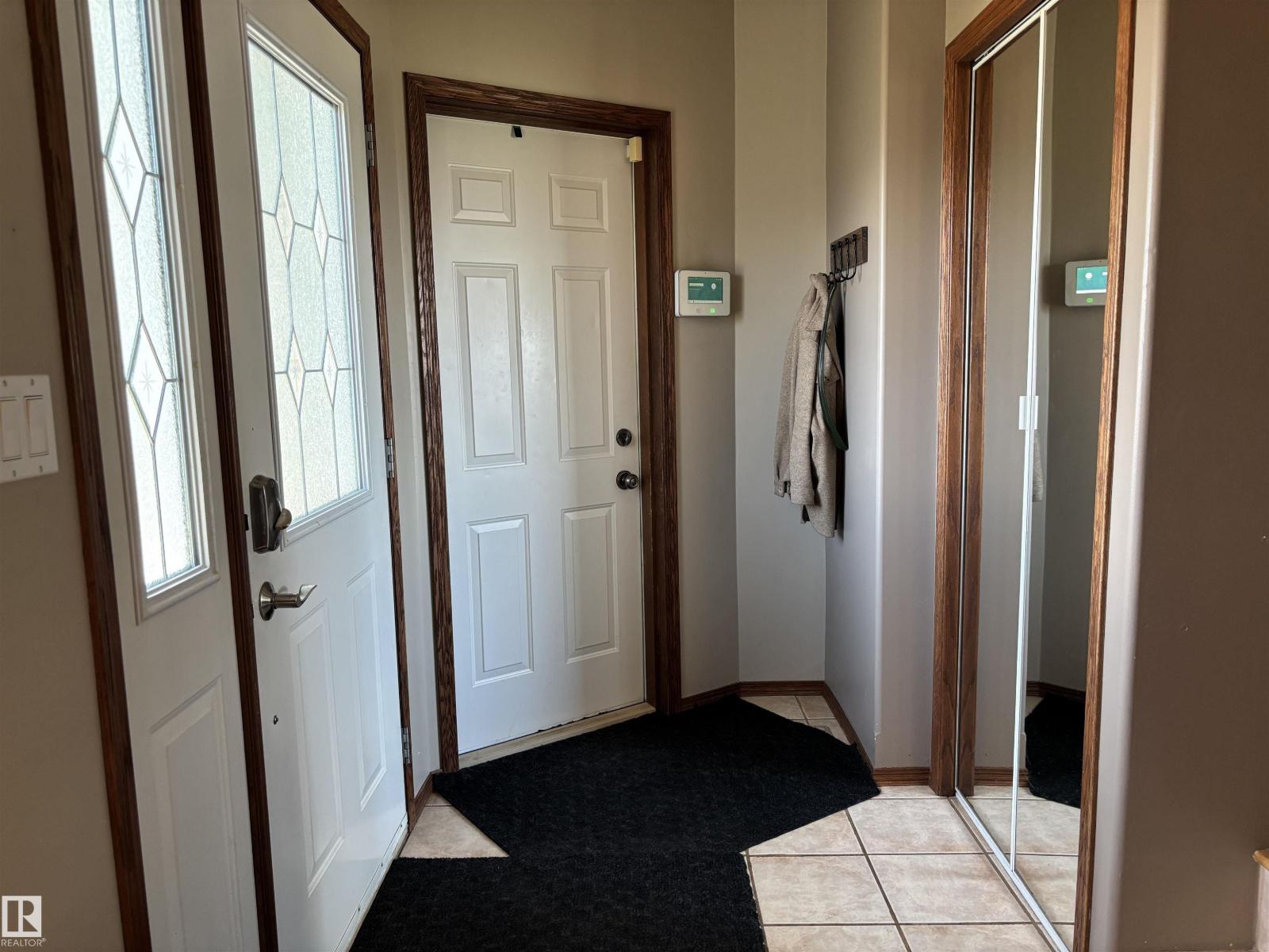 5314 52 Av, Elk Point, Alberta  T0A 1A0 - Photo 4 - E4414034