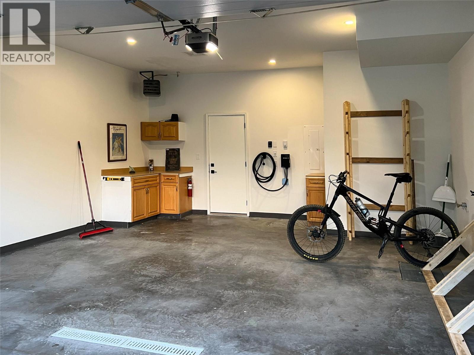 700 Riverside Way Unit# 201, Fernie, British Columbia  V0B 1M7 - Photo 34 - 10328317