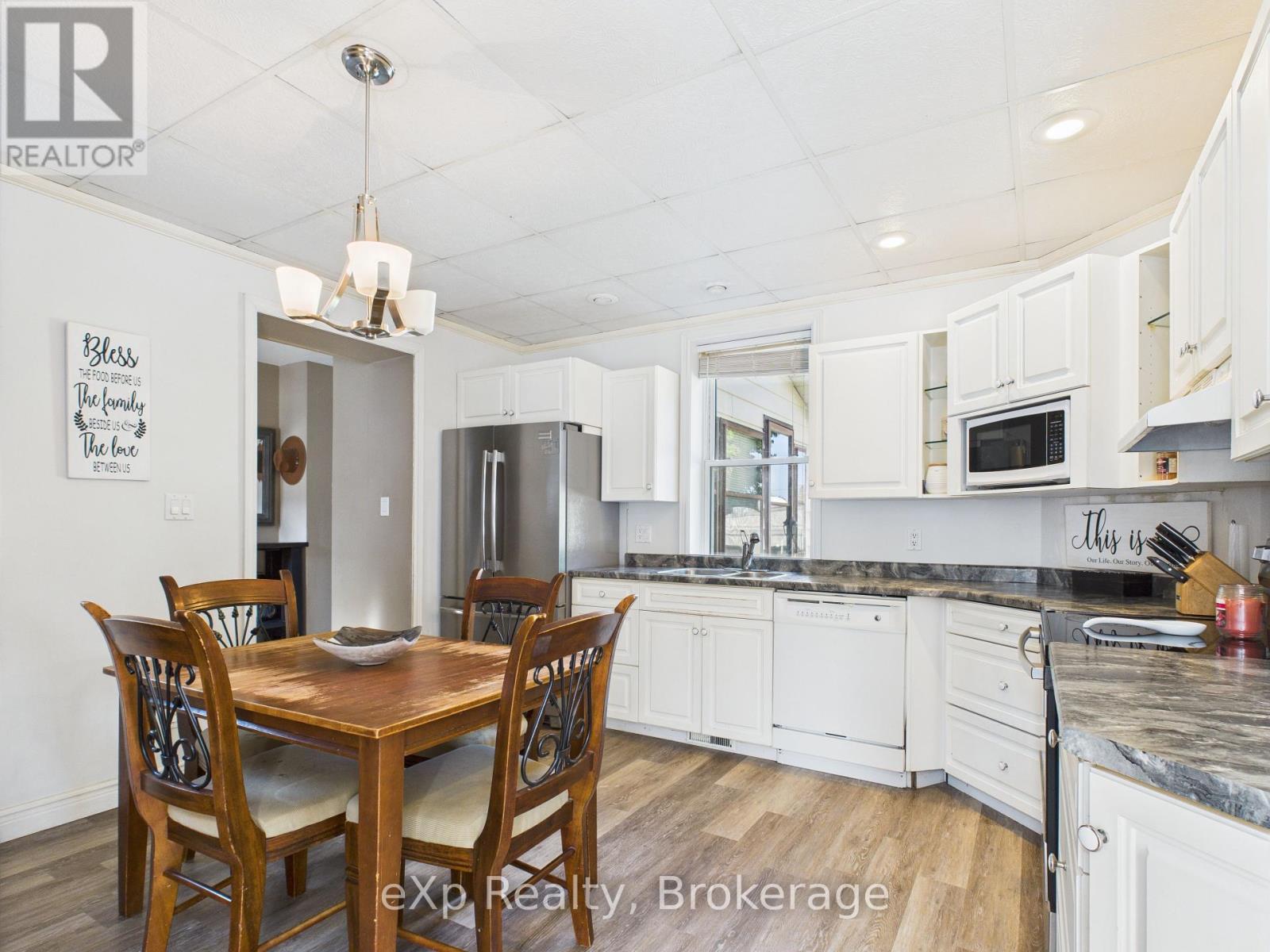 56 Absalom Street W, South Bruce, Ontario  N0G 2J0 - Photo 20 - X12344497