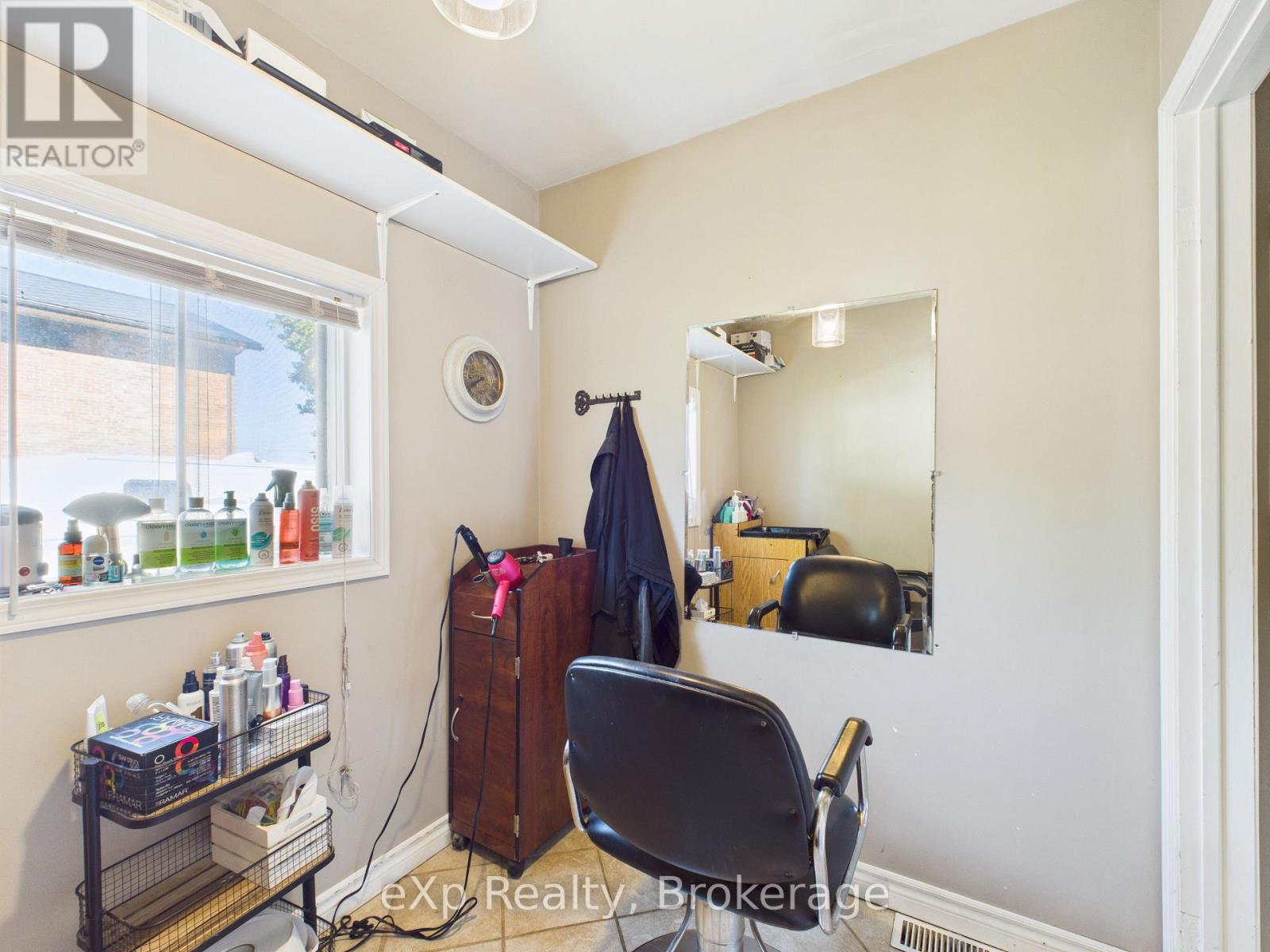 56 Absalom Street W, South Bruce, Ontario  N0G 2J0 - Photo 26 - X12344497