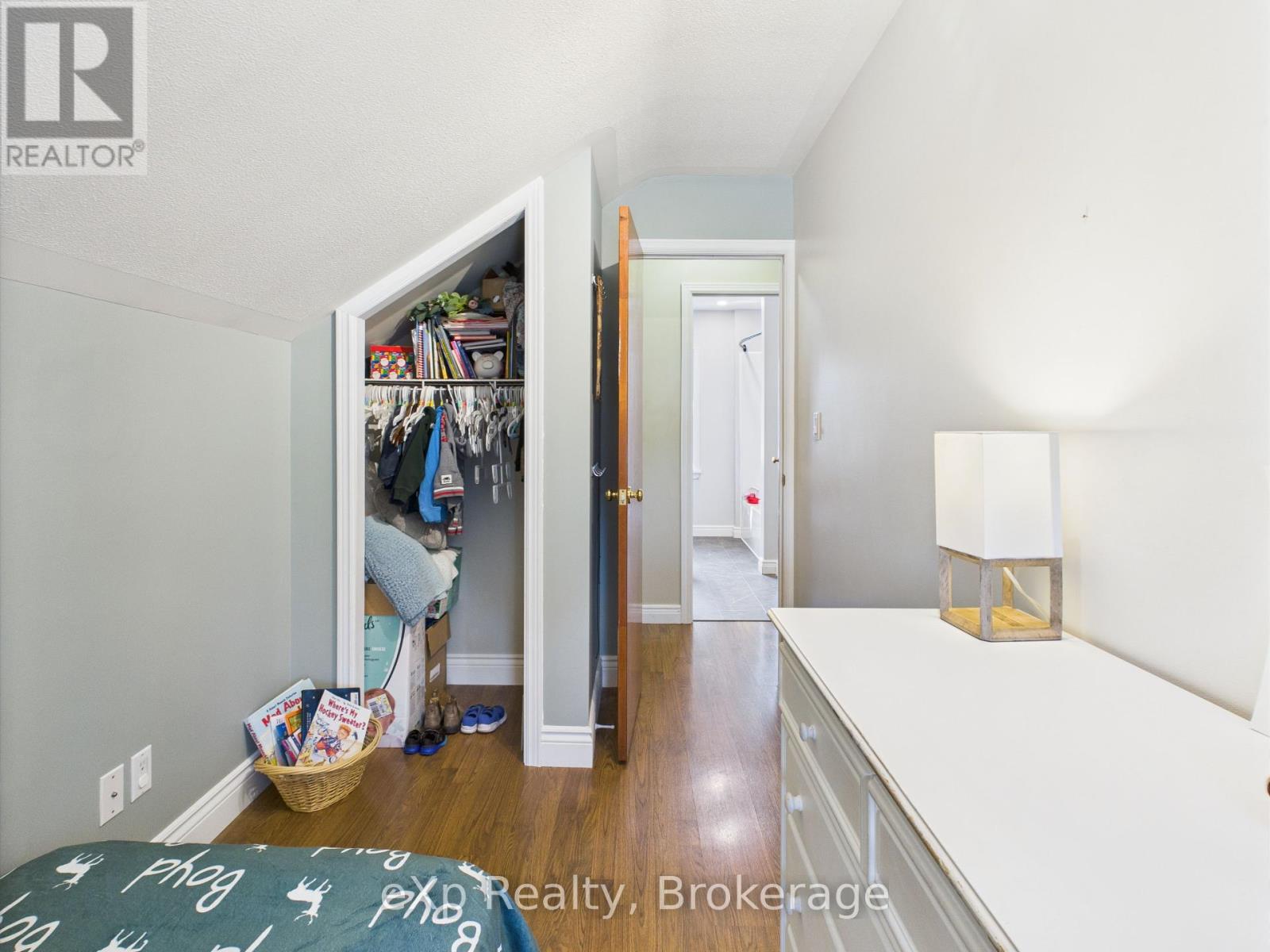 56 Absalom Street W, South Bruce, Ontario  N0G 2J0 - Photo 35 - X12344497