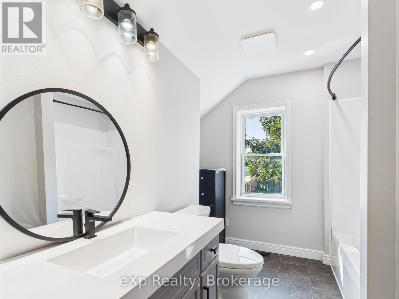56 Absalom Street W, South Bruce, Ontario  N0G 2J0 - Photo 38 - X12344497