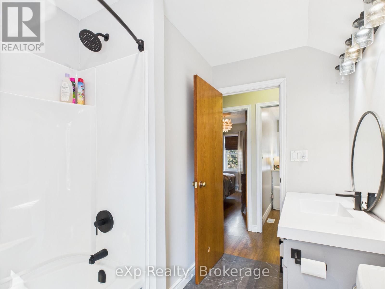 56 Absalom Street W, South Bruce, Ontario  N0G 2J0 - Photo 37 - X12344497