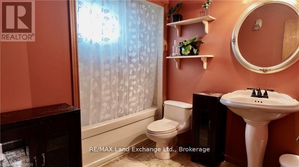 1097 Williamsburg Street, Kincardine, Ontario  N2Z 2G4 - Photo 12 - X12347631