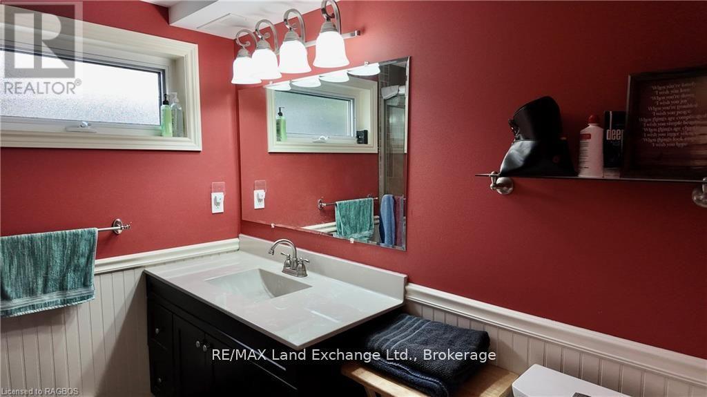 1097 Williamsburg Street, Kincardine, Ontario  N2Z 2G4 - Photo 13 - X12347631